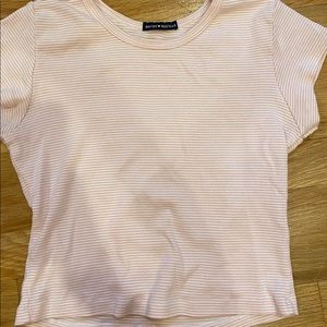 Brandy Melville pink cropped t-shirt size OS